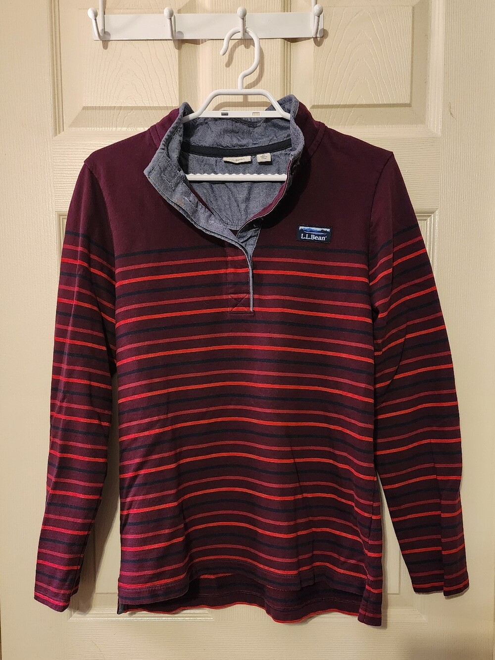 L.L.Bean Women's Peaks Island Button Mockneck M